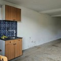Čekajući rušitelje: Porodice iznele stvari iz jedanaest objekata na Gazivodama