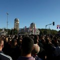 Ministri u Vladi Srbije, Vučićev sin i ruski ambasador: Ko je sve odao poštu Ratku Mladiću?