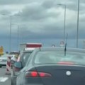 Sudar na: Auto-putu kod Aerodroma Stvaraju se velike gužve: U toku i radovi, formirala se dugačka kolona vozila (video)