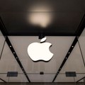 Bivši inženjer Apple-a se izvinjava nakon tužbe