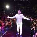 Noć za pamćenje!15.000 ljudi pevalo u Sarajevu uz Aca Pejovića (foto/video)