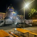 Pripreme u Pionirskom parku ispred Skupštine Srbije za sutrašnji dan