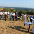 Verski obred bez znanja SPC na lokalitetu manastira Bogorodice Hvostanske eparhija: Rimokatolički sveštenik s Kosova održao…
