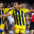 Luka Ilić dao gol u pobedi, pa zaradio isključenje: Burno veče u Valensiji, tim Veljka Paunovića slavio kao gost
