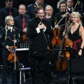 Dirigent Bojan Suđić i stotine muzičara izveli delo „Karmina Burana” u Sava centru