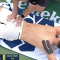 Novak više nije mogao da trpi bol... Scena koja je ozbiljno zabrinula navijače srpskog asa!