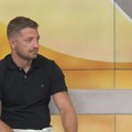 Sećanje novosadskog novinara: Godinu dana od sukoba s "Kobrama" kod prostorija SNS-a i prvog ispaljenog metka - zašto nema…