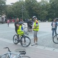 Studenti nastavljaju turu iz Kraljeva: Svuda nam se priključuju i lokalni biciklisti, cilj nam je da posetimo sve građane