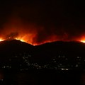 Dramatični snimci požara na Krfu: Naređena hitna evakuacija stanovništva iz 15 oblasti, plamen vidljiv i iz Albanije…