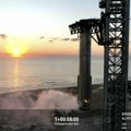 Revolucija za buduće pohode u svemir: Maskov SpaceX uspešno prizemljio "Starship Super Heavy booster"