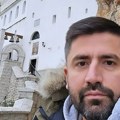 Nikola Rađen nakon razvoda otišao pod Ostrog, oglasio se porukom: "Ako si milostiv da pomogneš..."