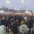 UŽIVO Generalni štrajk u Srbiji, okupili se studenti i đaci, policijske snage pojačane (FOTO/VIDEO)