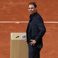 Plače Nadal, plače ceo teniski svet... Dirljive scene na Rafinom oproštaju od Rolan Garosa - Španac ronio suze u Parizu, pa…