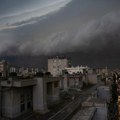 Sručila se kiša na Beograd, udaraju i gromovi: Crni oblaci se nadvili nad prestonicom, oglasio se i RHMZ!