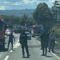 Jedna osoba poginula, automobil završio u kanalu: Teška nesreća kod Koceljeve (Foto)