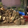 Vranje: Dokupljuju se drva zbog hladnog vremena