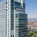 Intesa Sanpaolo ostvarila rekordne rezultate u prvom polugodištu, povećala projekcije