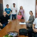Fototerapijska lampa za novorođenčad: "Humanolovci" pomažu lozničkom Zdravstvenom centru