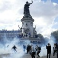 Demonstrant preminuo u Parizu