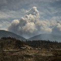 Tragedija u Kanadi: Poginuo treći vatrogasac tokom borbe sa šumskim požarima