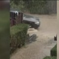 Улице у Врању под водом: Преко ноћи пало 44 литара кише по метру квадратном, велики проблеми у саобраћају! (видео)