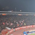 Strelac odbio da se raduje, ali zato "delije"... Ovakva je bila atmosfera na Marakani kada je Zvezda dala gol Štutgartu…