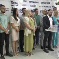 SNS osuđuje protest ispred kuće gradonačelnika Kragujevca: „Nećemo nasesti na provokacije“