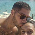 Ovo je žena Stefana jovića: Novi kapiten naše reprezentacije zaveo lepoticu: Nema društvene mreže, a evo kako izgleda (Foto)…
