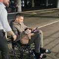 Džoker Ilić stigao u Beograd u invalidskim kolicima: Doživeo povredu noge na FNC, evo šta kaže o pobedi i prelomu (video)