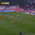 Jedan od najlepših golova u Superligi! Bivši igrač Zvezde "raketom" s 30 metara "načeo" Partizan!