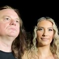 "Оженио сам се..." Срђан у друштву певачице која подсећа на Ану Станић, сви се питају да ли је нови члан групе