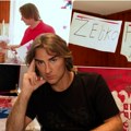 Šestoro dece, jedna majka i teška borba! Željko Mitrović pomogao porodici iz Prokuplja, pa dobio posebno priznanje za svoj…