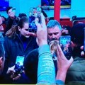 Građani upali u zgradu televizije Informer