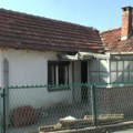 Porodici Đoković potrebna pomoć za obnovu kuće