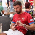 Otkud reprezentativac Srbije među navijačima, a ne u timu? Mladenović zbunio sve u Minhenu - ovo je objašnjenje