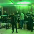Ovo može samo Slađa Alegro: Harmonikaša u minuti ukrasili sa stotinama evra, pevačica napravila slavlje za pamćenje…