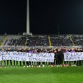 Dirljive scene u Firenci: Čitav stadion poslao podršku igraču koji se srušio na utakmici