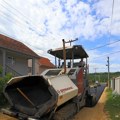 Asfaltirana Proleterska ulica u MZ Opornica