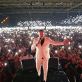 Aco Pejović oduševio Sarajevo: Više od 15.000 ljudi u Zetri slavilo muziku i emocije