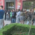 Tenzije u Zaječaru: Predstavnici opozicije pregledaju izborni materijal, pozvali građane na skup
