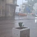 Pogledajte snimak nevremena koje je pogodilo Novi Sad: „Ulice već su poplavile“