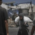 Hamas preko tajnih kanala isplaćuje plate državnim službenicima: Kako funkcioniše "smrtonosna" finansijska mreža u Gazi?