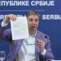 Vučić "analizira" krizu u svetu, a zapravo prati istraživanja javnog mnjenja