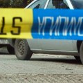 Udes na Ibarskoj magistrali: Automobil preprečio obe trake, saobraćaj usporen (foto)