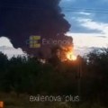 Pakao u Rusiji tokom noći: Rojevi dronova spržili rafinerije, gori logistički centar "ruskog Amazona" (video)