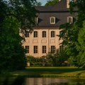 Potrošio bogatstvo, prodao imanje, pa sa 60 godina krenuo od nule: Njegovo remek-delo danas je turistički hit