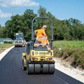 Put koji su meštani dugo čekali: U Trbušanima počelo asfaltiranje deonice od 1.050 metara