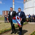 NATO bombe ubile Slobodana na radnom mestu: Položeni venci na spomen - obeležje radniku "Beogradskih elektrana" koji je…