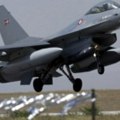 Norveška će dati Ukrajini šest borbenih aviona F-16