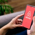 Airbnb sprečava najam smeštaja za Novu godinu pomoću veštačke inteligencije